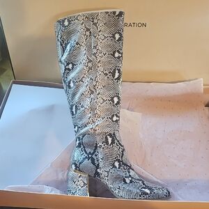BCBG  SEENA SNAKE BOOTS